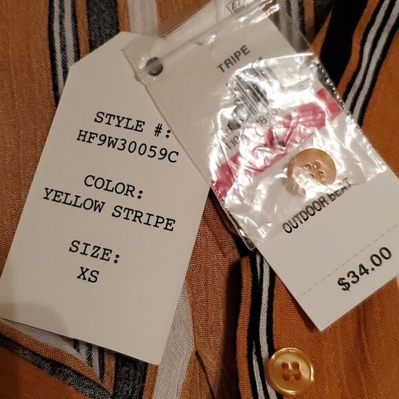 NWT Hippie Rose Women's Yellow Stripe Front Tie Top Size XS - Picture 12 of 13